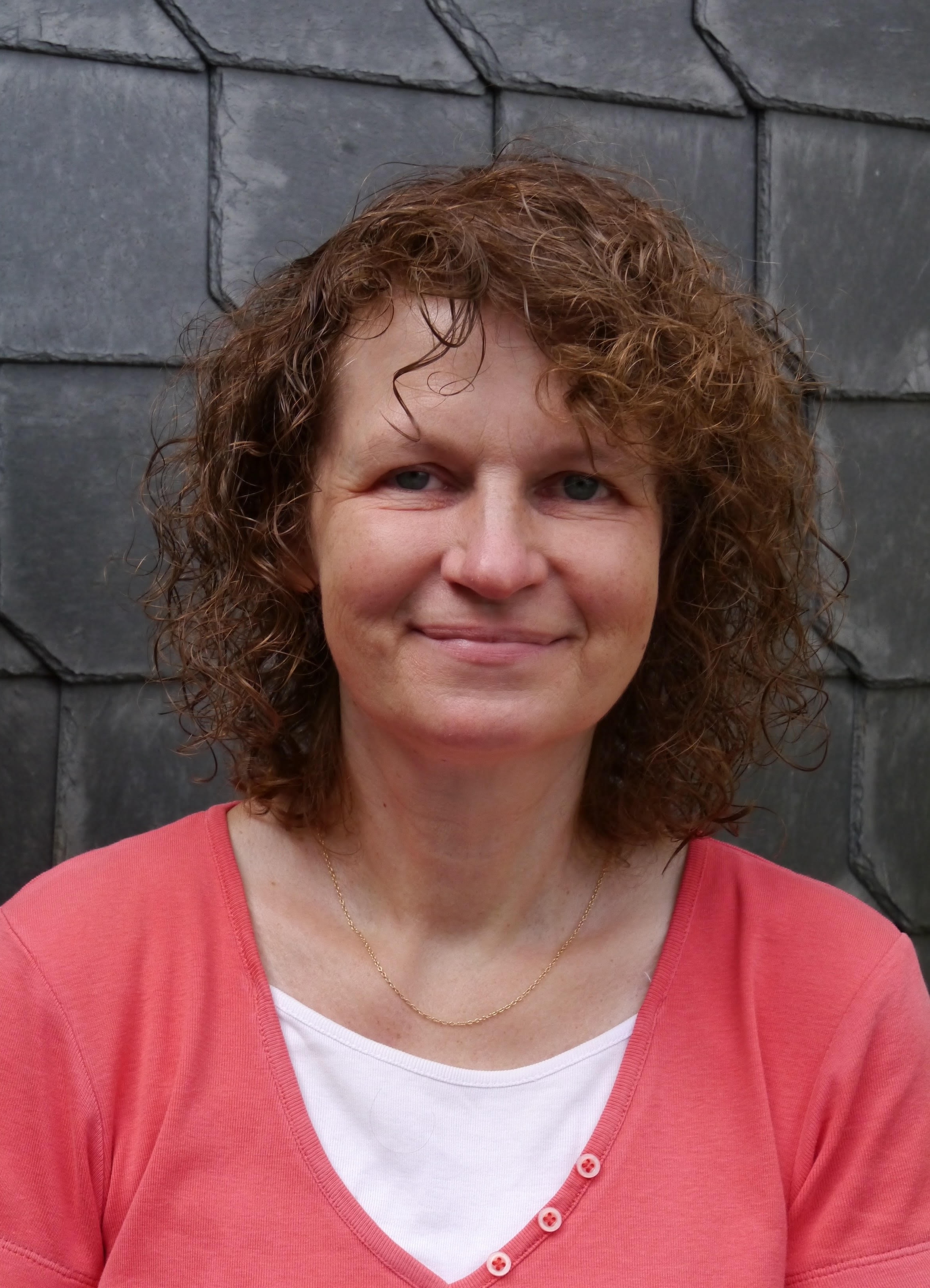 Photo of Professor Ute Hoecker